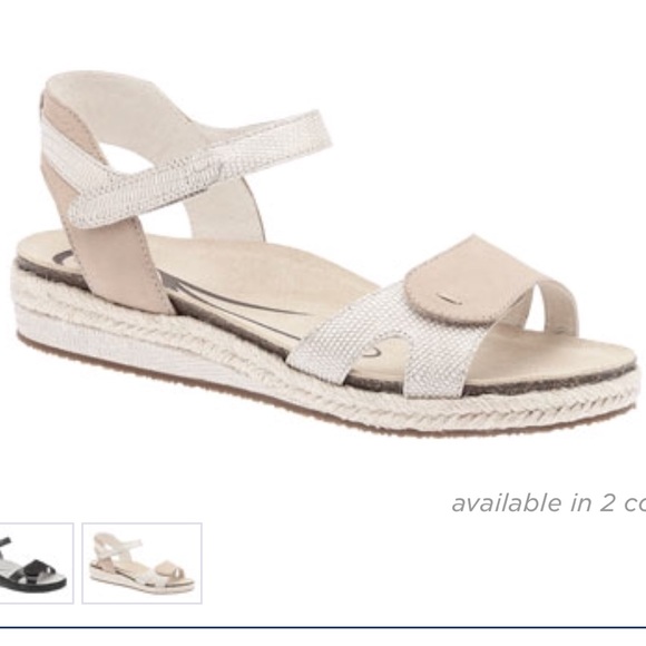 the walking company womens sandals